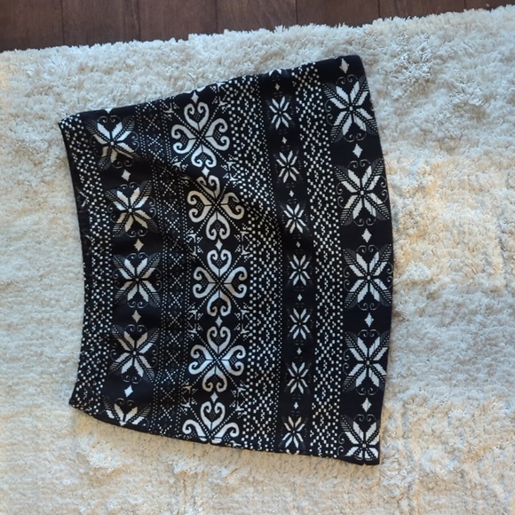 Dresses - Picture 8 of 8